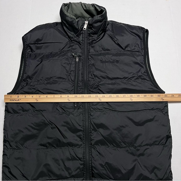 Timberland Nylon Duck Down Reversible (Black Green) Packable Vest Size: M - Picture 8 of 10
